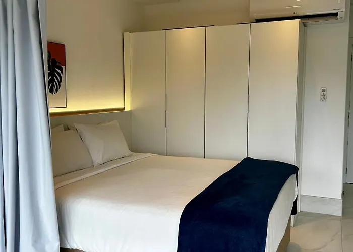 Studio Em Condominio De Luxo-Ar Condicinado-Perto Do Aeroporto-Parque Ibirapuera-Metro-Aacd-Medplex-Casv